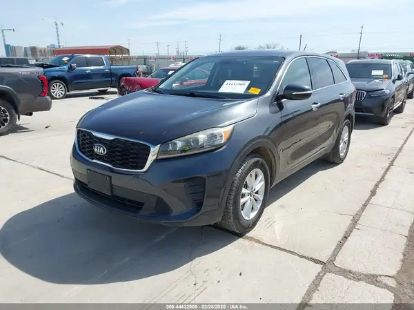 5XYPG4A5XKG441188 2019 KIA SORENTO - Image 2