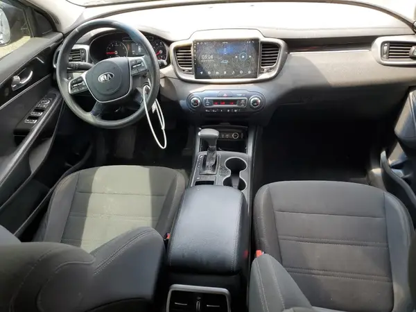 5XYPG4A5XKG457889 2019 KIA SORENTO - Image 8