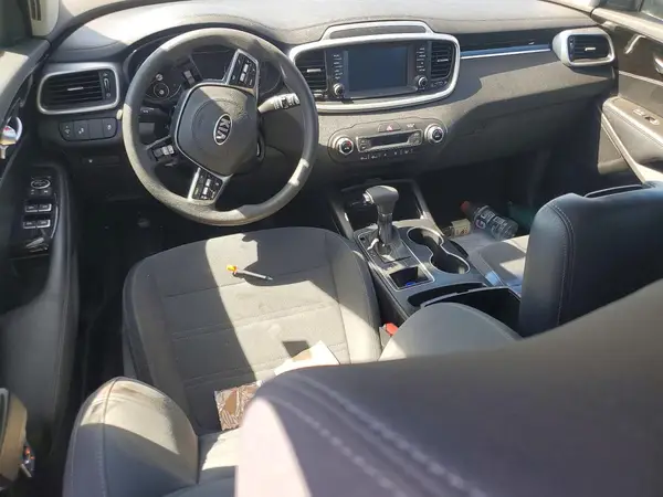 5XYPG4A5XKG467242 2019 KIA SORENTO - Image 8