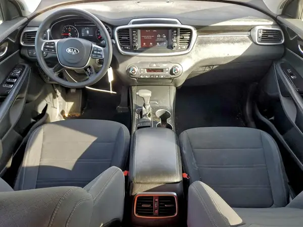 5XYPG4A5XKG481917 2019 KIA SORENTO - Image 8