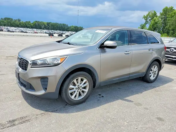 5XYPG4A5XKG488995 2019 KIA SORENTO - Image 1