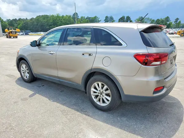 5XYPG4A5XKG488995 2019 KIA SORENTO - Image 2