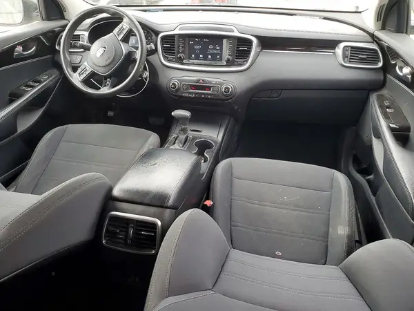 5XYPG4A5XKG489001 2019 KIA SORENTO - Image 8
