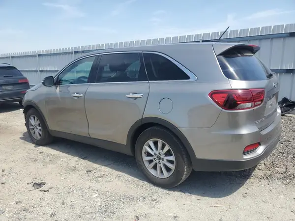 5XYPG4A5XKG491556 2019 KIA SORENTO - Image 2