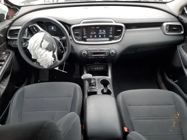 5XYPG4A5XKG496370 2019 KIA SORENTO - Image 8