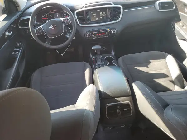 5XYPG4A5XKG548192 2019 KIA SORENTO - Image 8