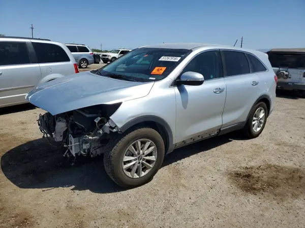 5XYPG4A5XKG561668 2019 KIA SORENTO - Image 1