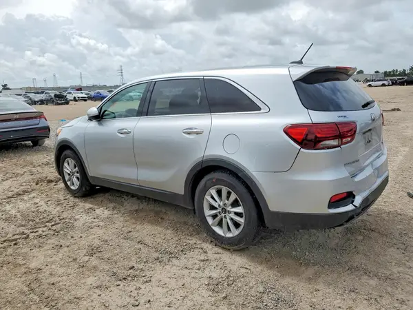 5XYPG4A5XKG564280 2019 KIA SORENTO - Image 2