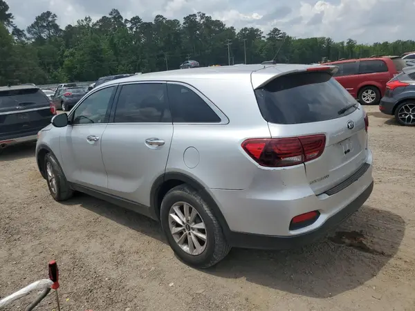 5XYPG4A5XKG568734 2019 KIA SORENTO - Image 2