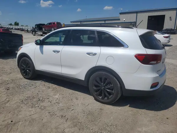 5XYPG4A5XKG586201 2019 KIA SORENTO - Image 2