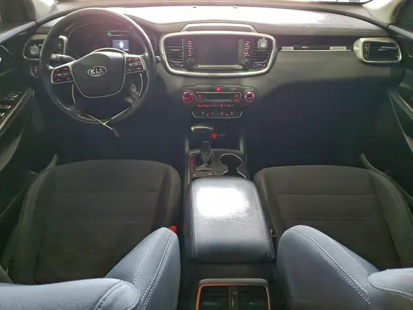 5XYPG4A5XKG589521 2019 KIA SORENTO - Image 8