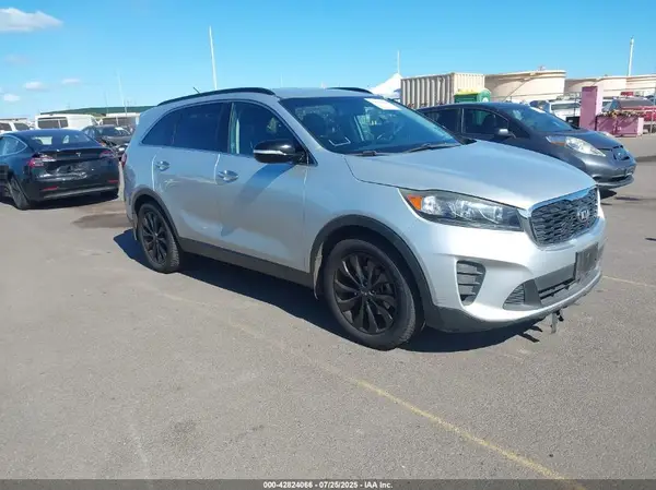 5XYPG4A5XKG594718 2019 KIA SORENTO - Image 1