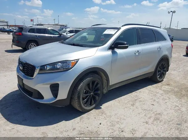5XYPG4A5XKG595139 2019 KIA SORENTO - Image 2