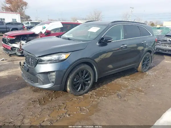 5XYPG4A5XKG603191 2019 KIA SORENTO - Image 2