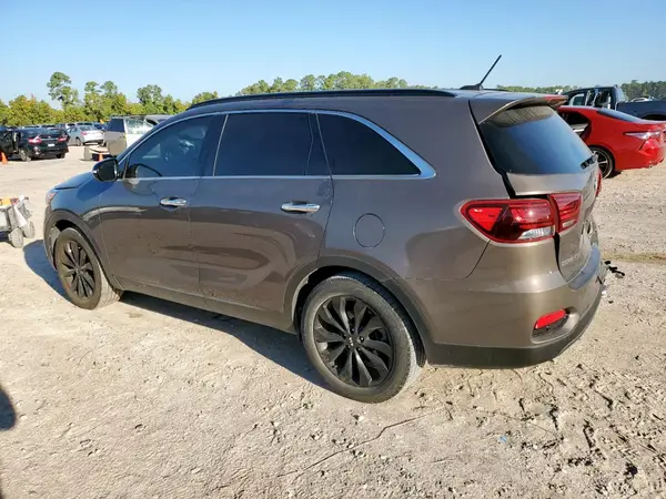5XYPG4A5XKG608035 2019 KIA SORENTO - Image 2