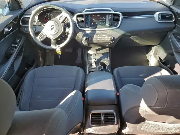 5XYPG4A5XLG614189 2020 KIA SORENTO - Image 8