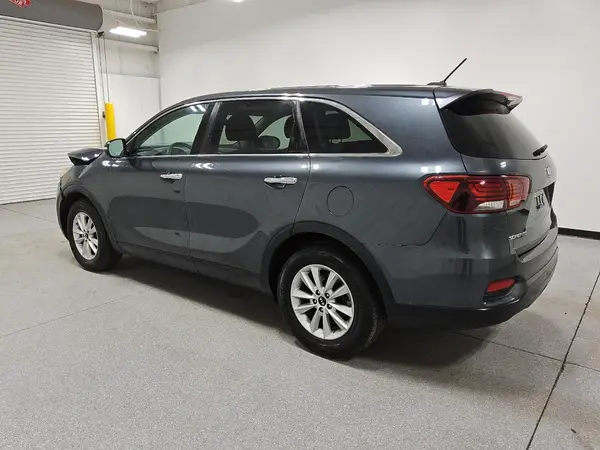 5XYPG4A5XLG619425 2020 KIA SORENTO - Image 2