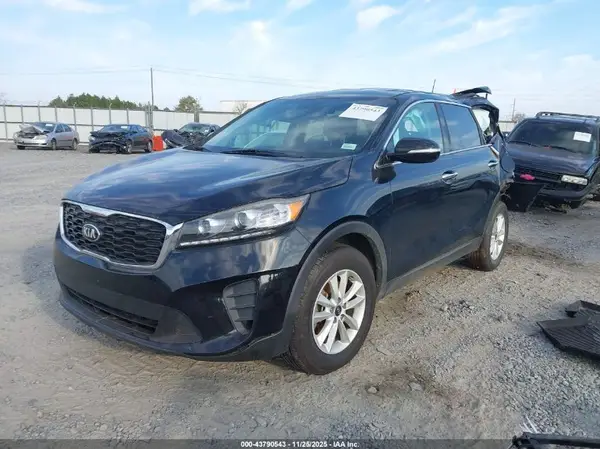 5XYPG4A5XLG628433 2020 KIA SORENTO - Image 2