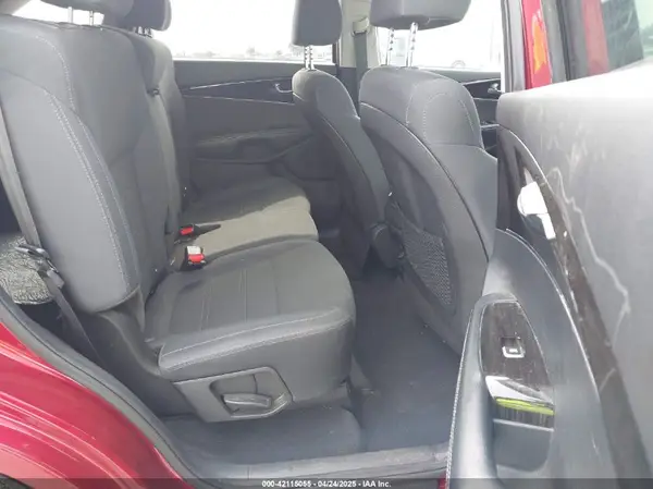 5XYPG4A5XLG681004 2020 KIA SORENTO - Image 8