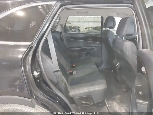 5XYPGDA10GG182215 2016 KIA SORENTO - Image 8