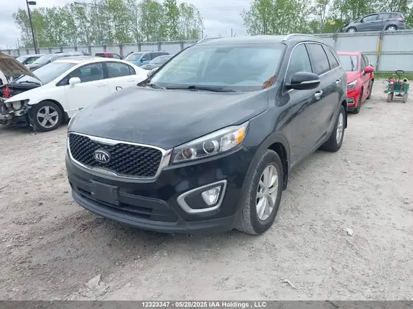 5XYPGDA10JG350636 2018 KIA SORENTO - Image 2