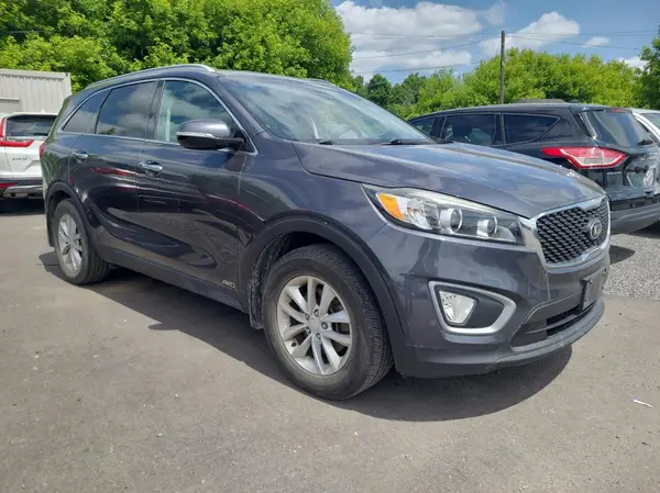 5XYPGDA11GG055411 2016 KIA SORENTO - Image 1