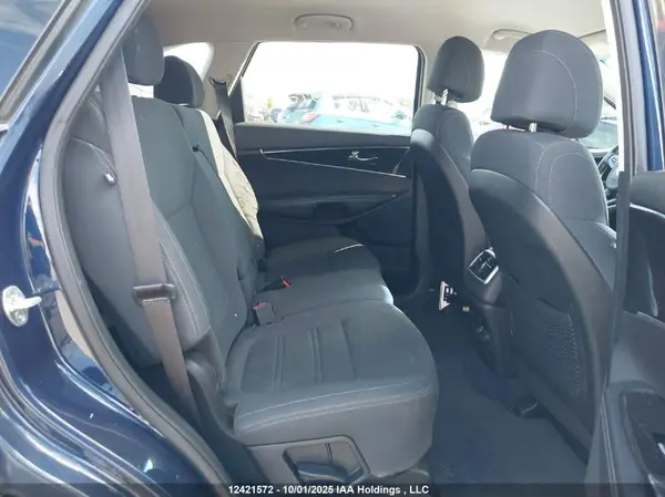 5XYPGDA11HG331572 2017 KIA SORENTO - Image 8
