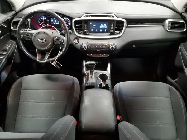 5XYPGDA11JG350385 2018 KIA SORENTO - Image 8