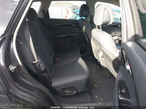 5XYPGDA12GG084559 2016 KIA SORENTO - Image 8
