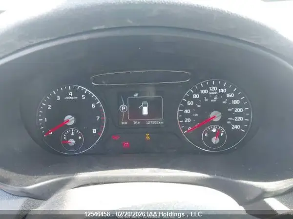 5XYPGDA12HG326767 2017 KIA SORENTO - Image 8