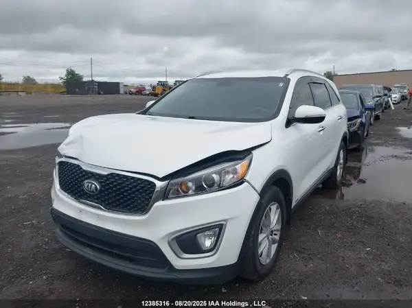 5XYPGDA12JG389146 2018 KIA SORENTO - Image 2