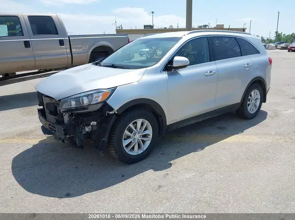 5XYPGDA13GG013225 2016 KIA SORENTO - Image 2