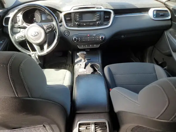 5XYPGDA13GG176246 2016 KIA SORENTO - Image 8