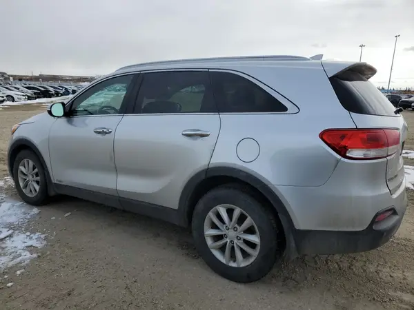 5XYPGDA13HG267129 2017 KIA SORENTO - Image 2