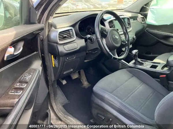 5XYPGDA13JG350890 2018 KIA SORENTO - Image 8