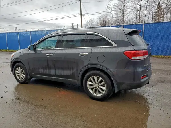 5XYPGDA14JG350896 2018 KIA SORENTO - Image 2