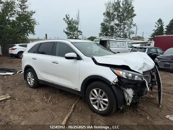 5XYPGDA15GG142308 2016 KIA SORENTO - Image 1