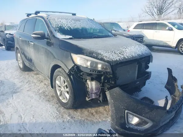 5XYPGDA15HG212763 2017 KIA SORENTO - Image 1