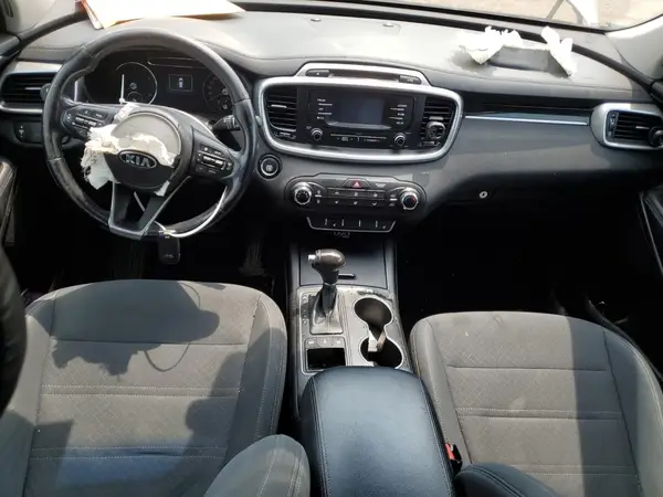 5XYPGDA16GG154712 2016 KIA SORENTO - Image 8