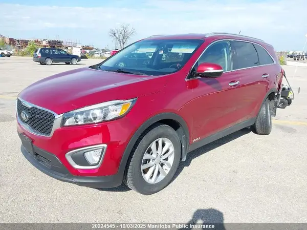 5XYPGDA17GG089496 2016 KIA SORENTO - Image 2