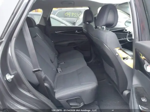 5XYPGDA17GG111268 2016 KIA SORENTO - Image 8