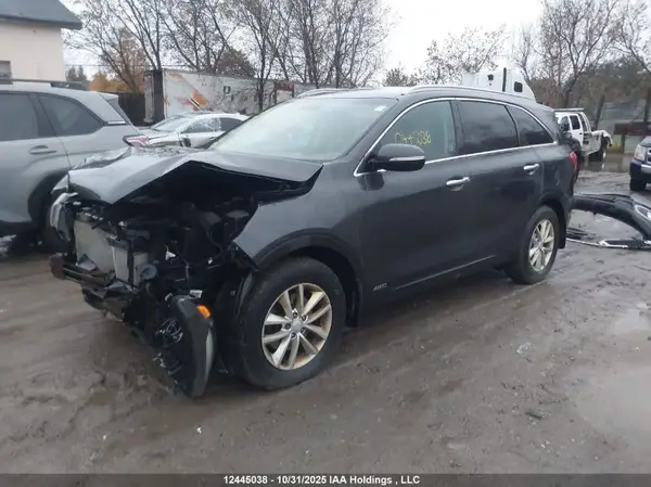 5XYPGDA17HG254867 2017 KIA SORENTO - Image 2