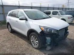 5XYPGDA18GG038847 2016 KIA SORENTO