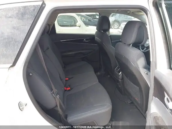 5XYPGDA18GG038847 2016 KIA SORENTO - Image 8
