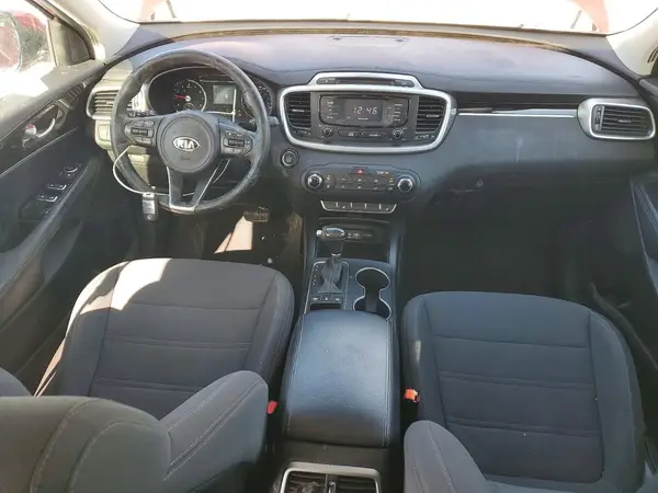 5XYPGDA19GG040543 2016 KIA SORENTO - Image 8