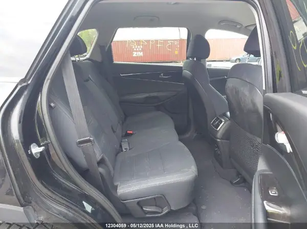 5XYPGDA19JG379469 2018 KIA SORENTO - Image 8