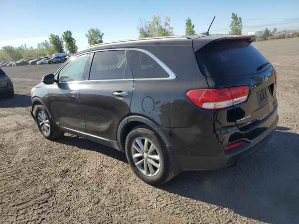 5XYPGDA1XGG183890 2016 KIA SORENTO - Image 2