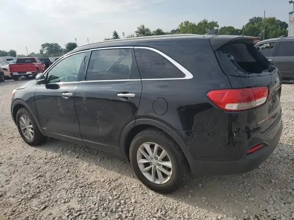 5XYPGDA30GG010381 2016 KIA SORENTO - Image 2