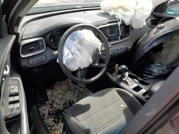 5XYPGDA30GG030338 2016 KIA SORENTO - Image 8