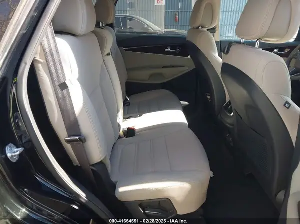 5XYPGDA30GG039895 2016 KIA SORENTO - Image 8